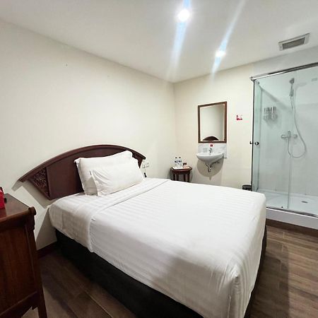 D'Primahotel Balikpapan Kültér fotó